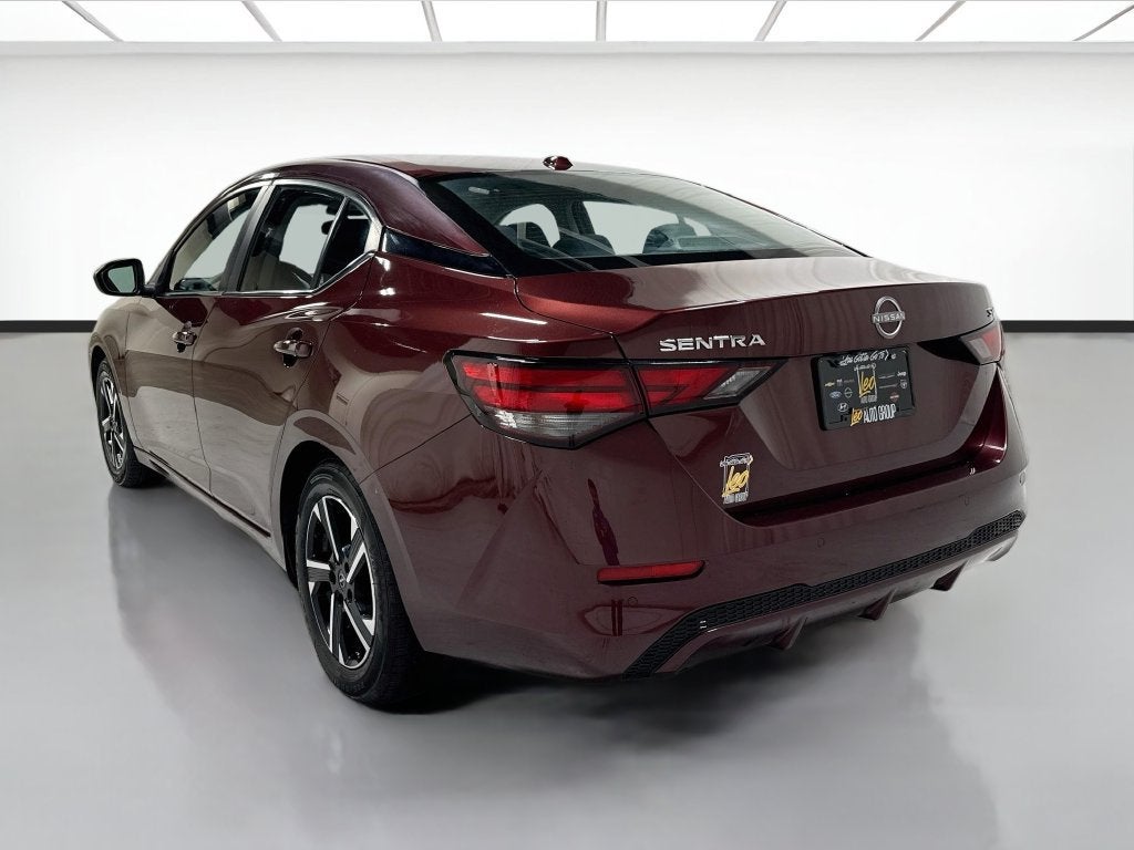 2024 Nissan Sentra SV Xtronic CVT