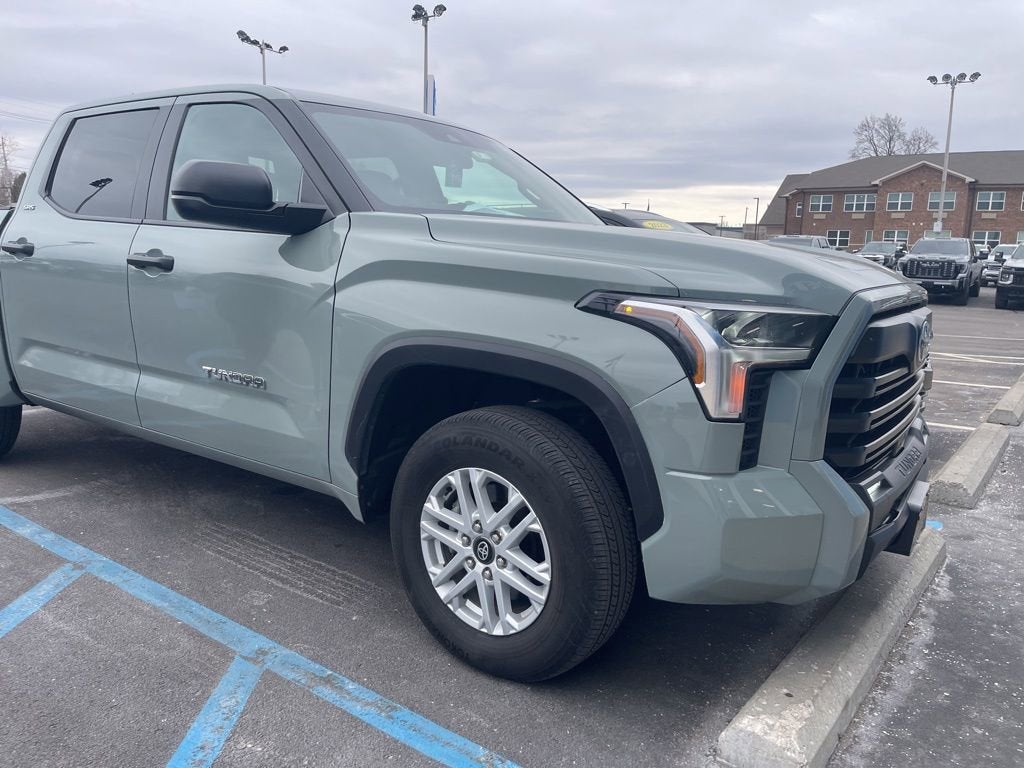 2025 Toyota Tundra 4WD SR