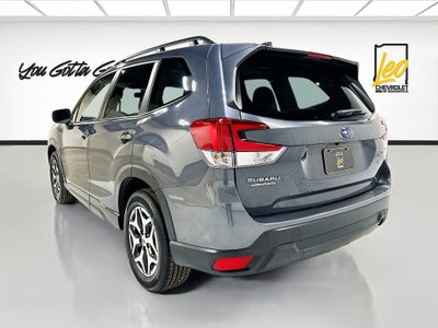 2023 Subaru Forester Premium