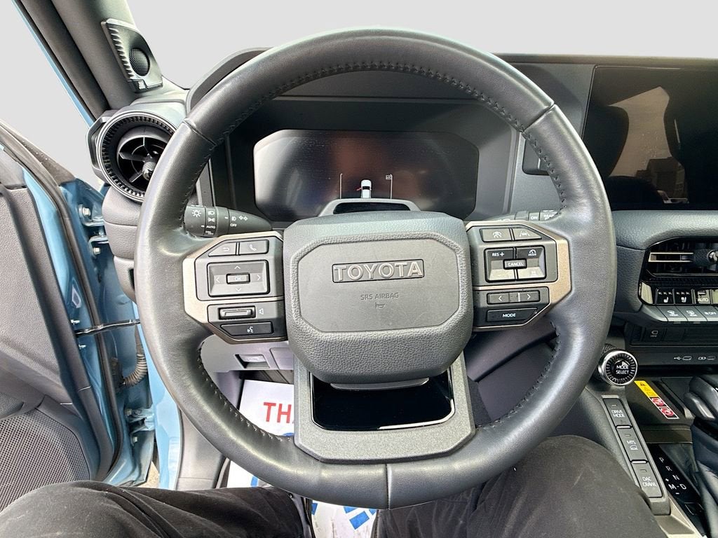 2024 Toyota Land Cruiser 4WD (Natl)