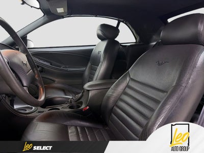 2004 Ford Mustang GT Deluxe