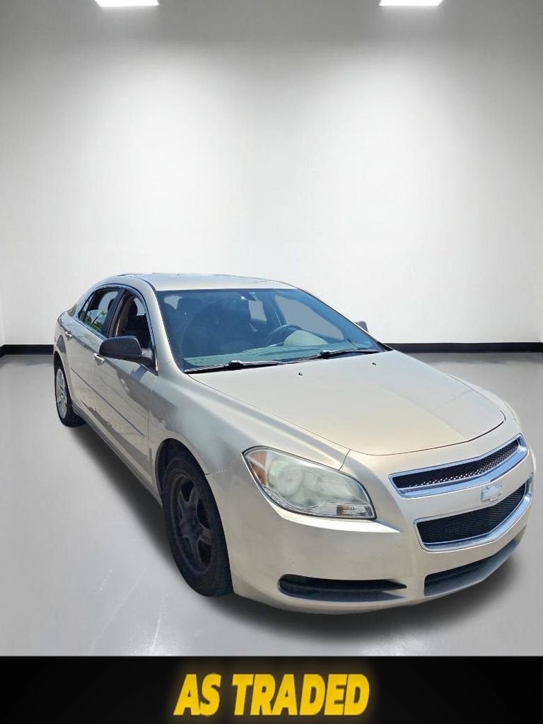 2010 Chevrolet Malibu 1LS's photo