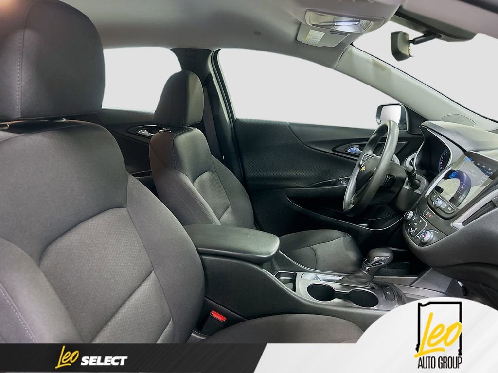 2022 Chevrolet Malibu LS