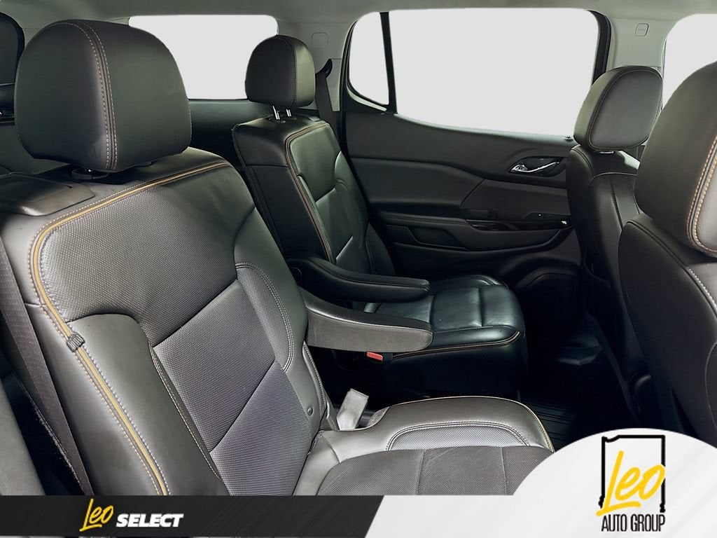 2021 GMC Acadia AT4