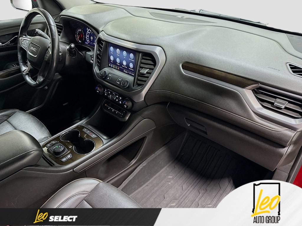 2021 GMC Acadia AT4