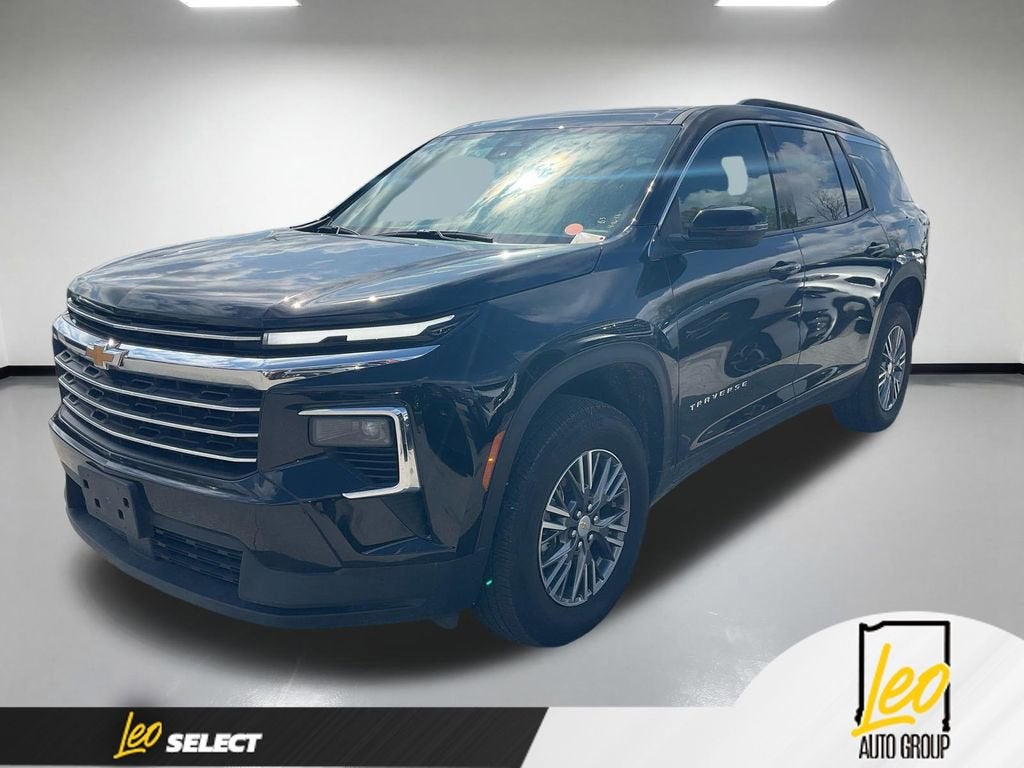 2026 Chevrolet Traverse FWD LT's photo
