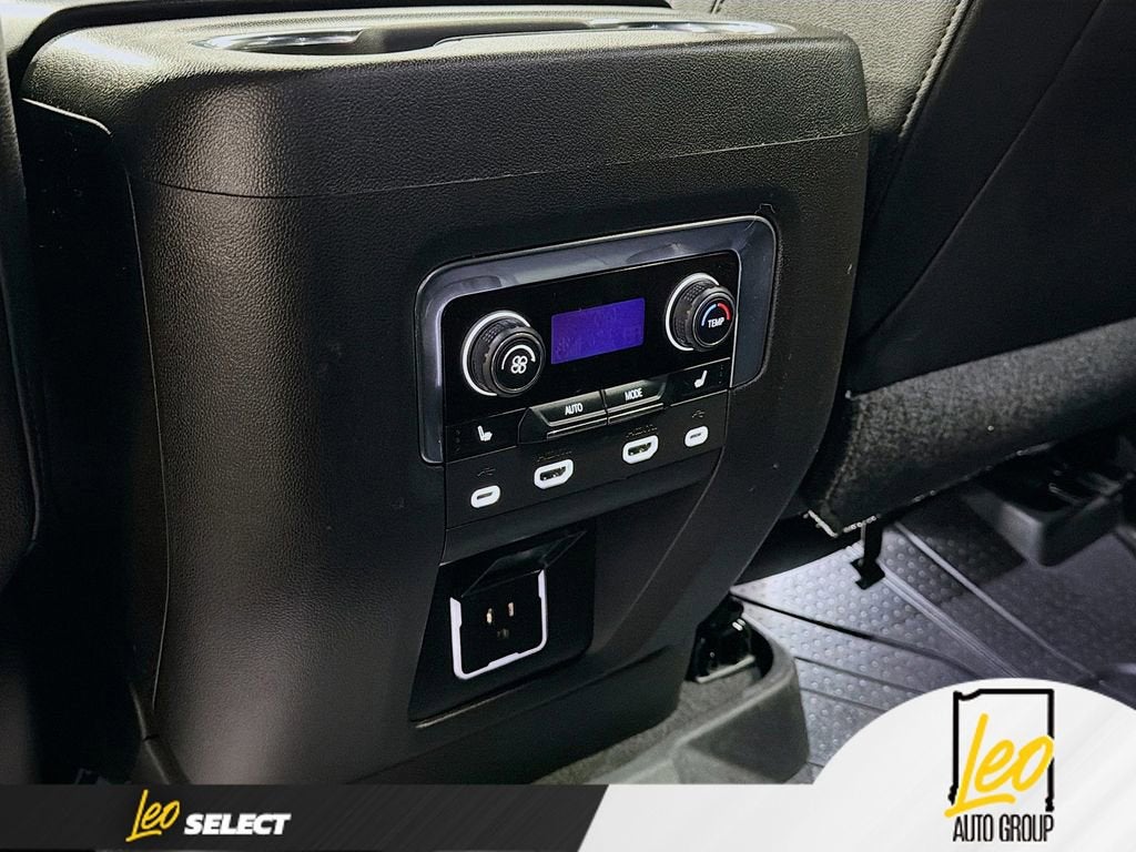 2021 Chevrolet Suburban RST