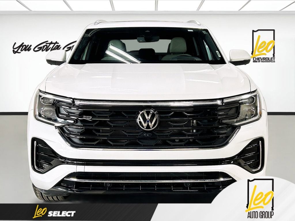 2024 Volkswagen Atlas Cross Sport 2.0T SEL Premium R-Line