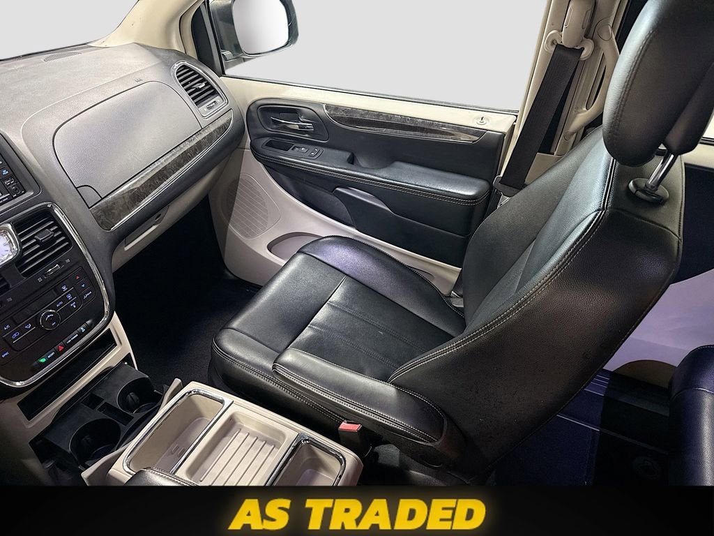 2015 Chrysler Town & Country Touring