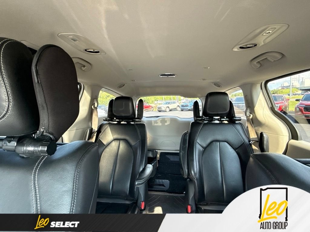 2022 Chrysler Pacifica Hybrid Touring L