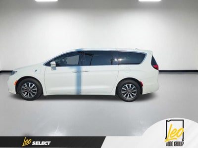2022 Chrysler Pacifica Hybrid Touring L