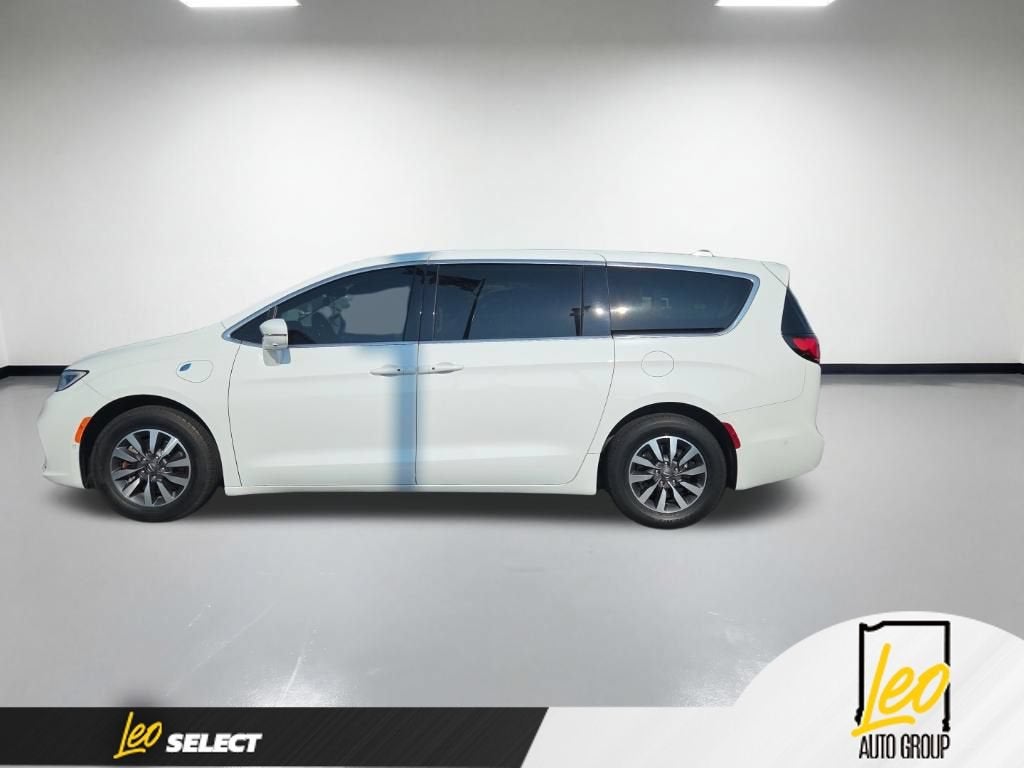 2022 Chrysler Pacifica Hybrid Touring L