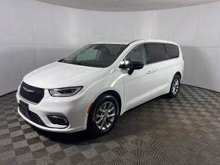 2024 Chrysler Pacifica Touring L AWD