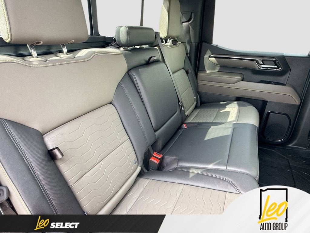2023 Chevrolet Silverado 1500 ZR2 - Photo 32