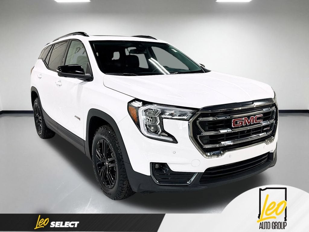 2024 GMC Terrain AT4