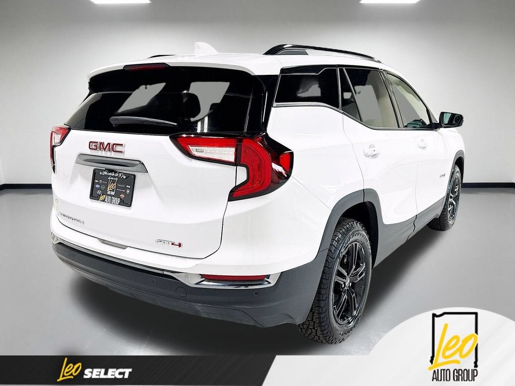 2024 GMC Terrain AT4