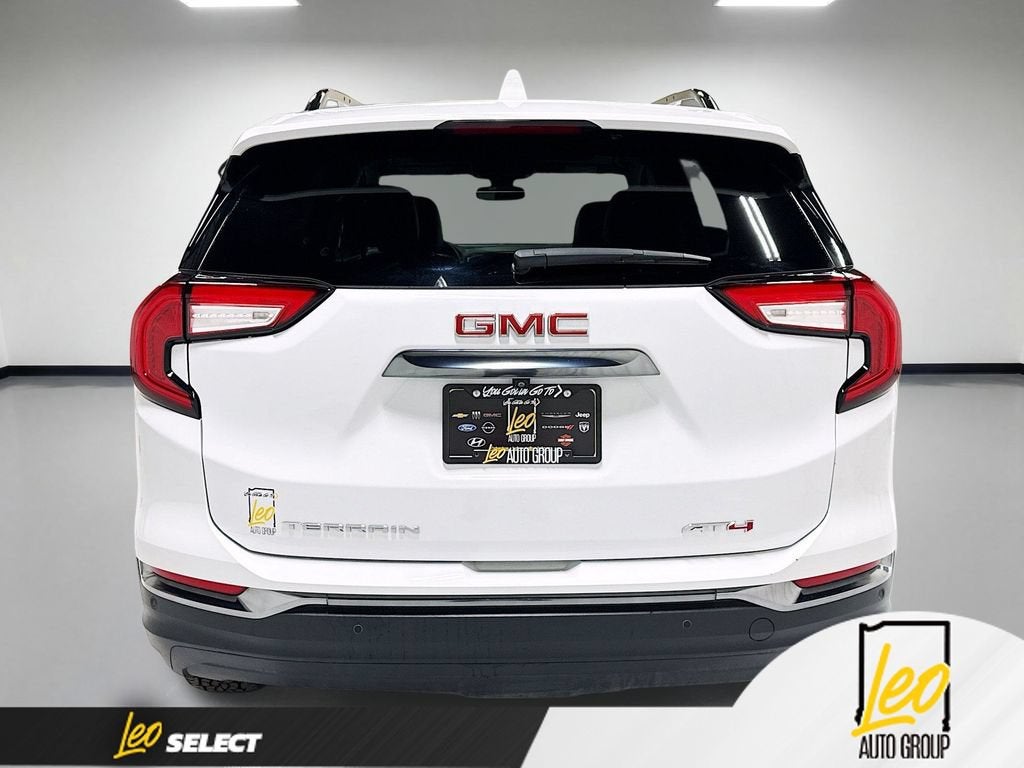 2024 GMC Terrain AT4