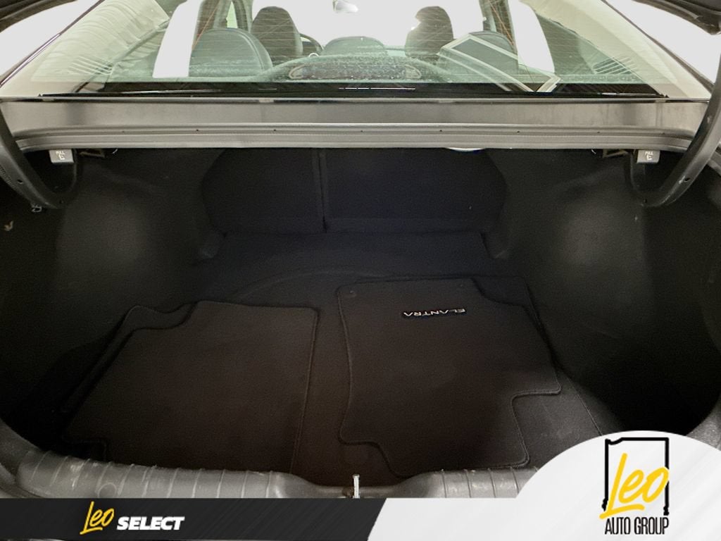 2022 Hyundai Elantra Limited