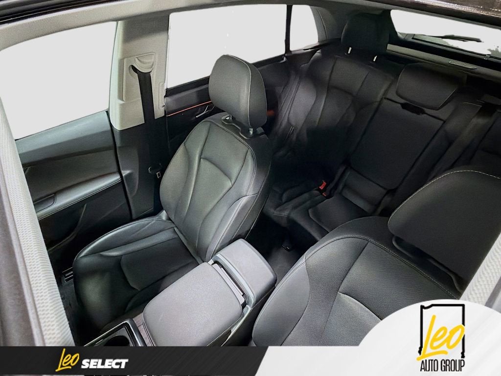 2023 Audi Q8 Premium Plus